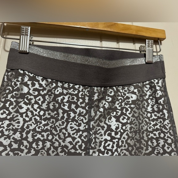 Mono B Silver Foil Leopard Print Leggings with Striped Ban - Picture 4 of 9